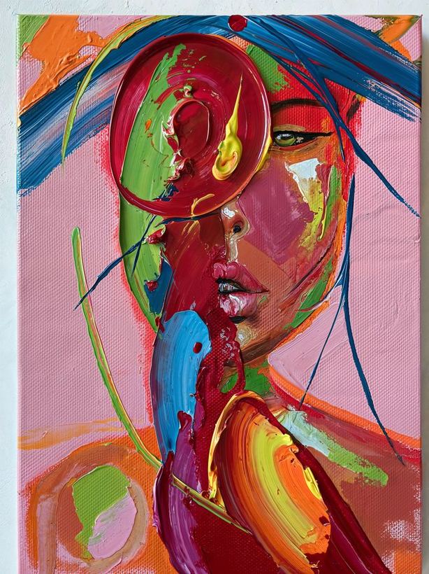 Loud Room — an abstract portrait in magenta, green and gold